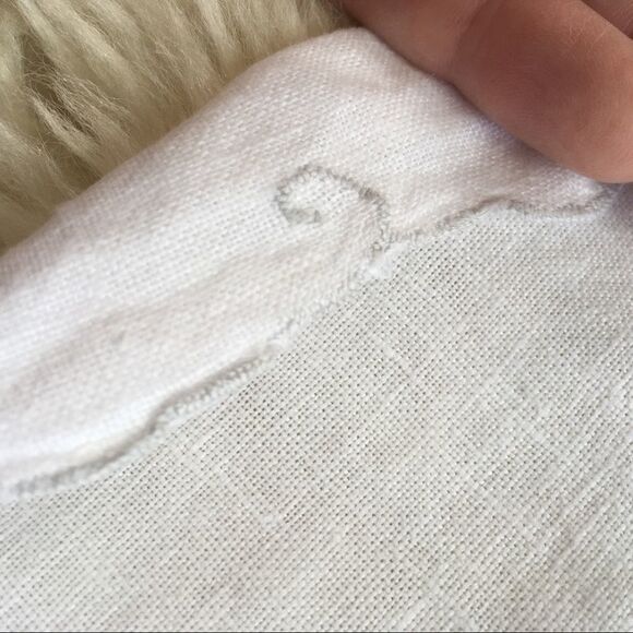 Vintage 30s Handmade Embroidered Doily/ Napkin - Picture 6 of 12